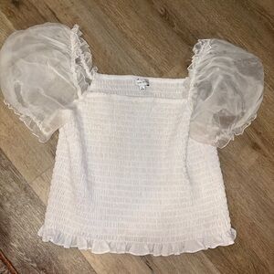 Gianni Bini White Puff Sleeve Top – Scrunchy Bodice – Large – Cottagecore Vibes